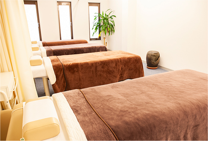 美顔鍼（美容鍼灸）