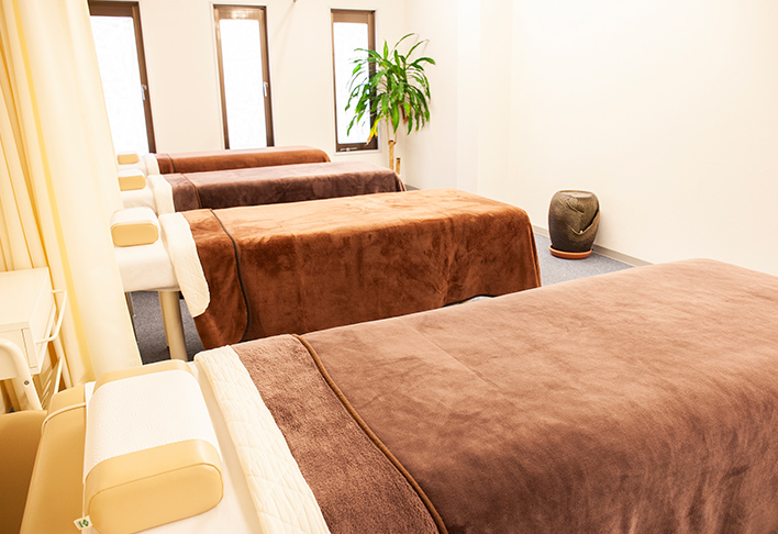 美顔鍼（美容鍼灸）